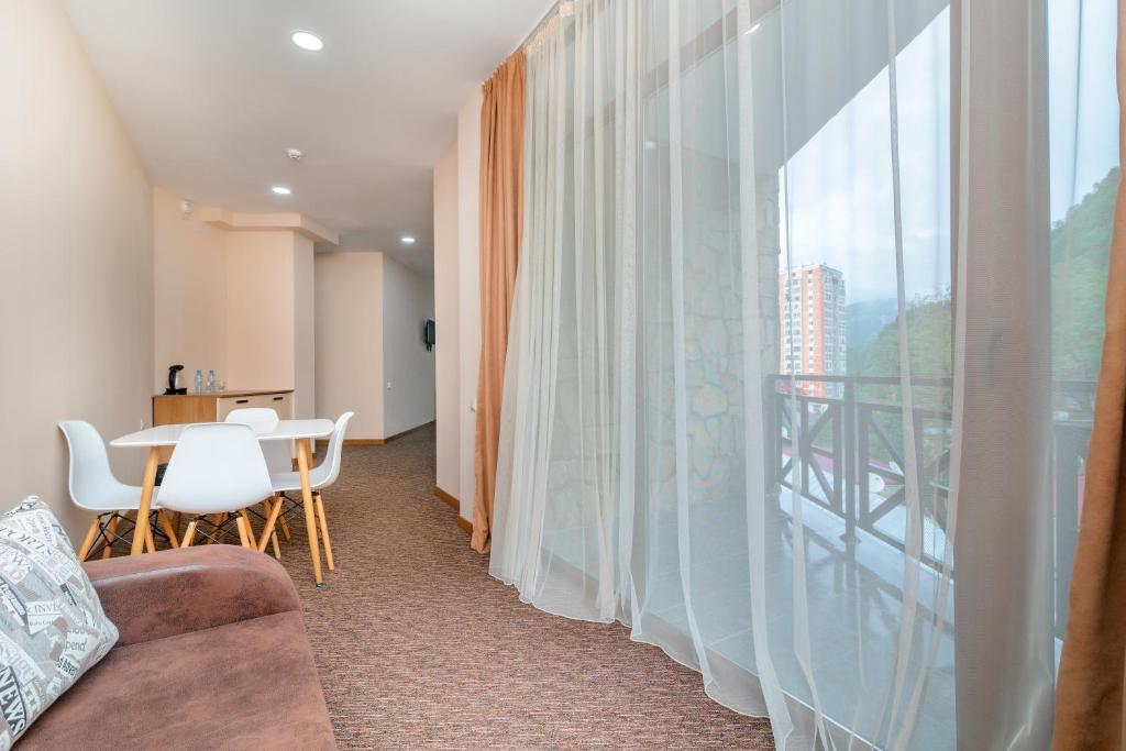 Paradise Borjomi Hotel room 3
